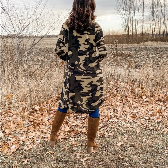 Camo Cardigan - Picture 3 of 3